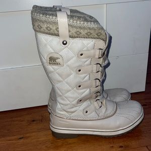Limited edition white Sorel snow boots